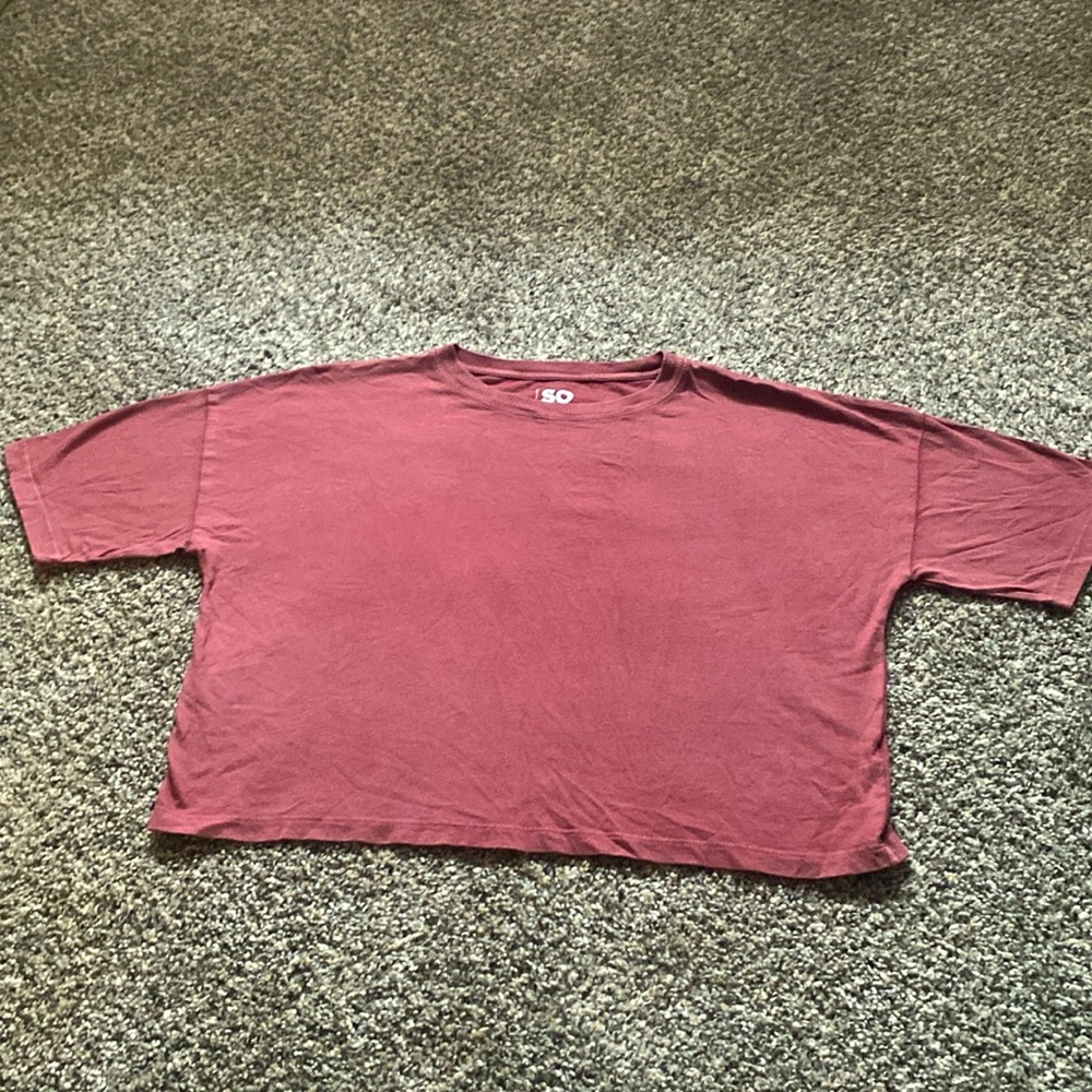 Dark red short sleeve shirt brand: SO size: S